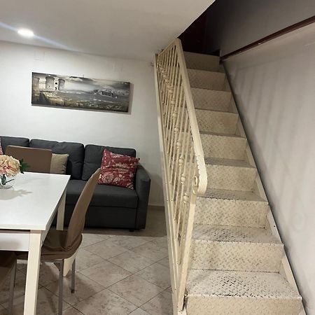 Love Home نابولي المظهر الخارجي الصورة